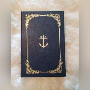 Leatherbound Book, Robinson Crusoe, Collectors Edition, preowned